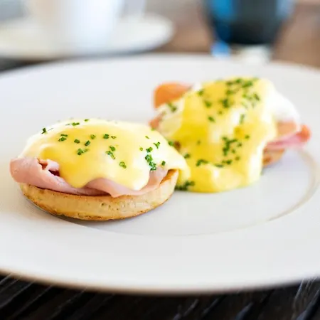 Iniala Harbour House فندق 5*