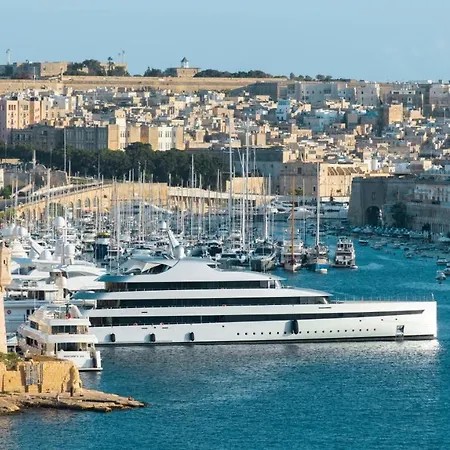 Iniala Harbour House Valletta