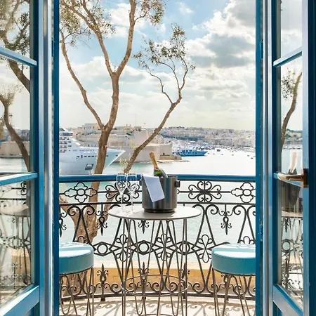 Iniala Harbour House فندق 5*