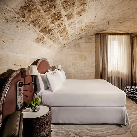 فندق Iniala Harbour House 5*