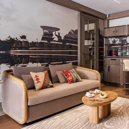 Iniala Harbour House 5*