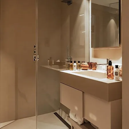 Iniala Harbour House فندق فاليتا