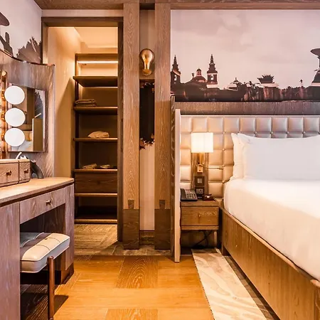 فندق Iniala Harbour House 5*