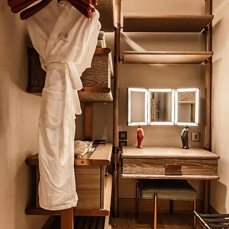 فندق Iniala Harbour House