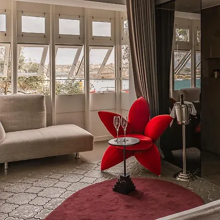 Iniala Harbour House Valletta