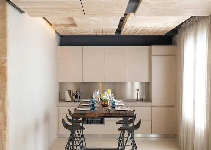 Hotel Iniala Harbour House 5*