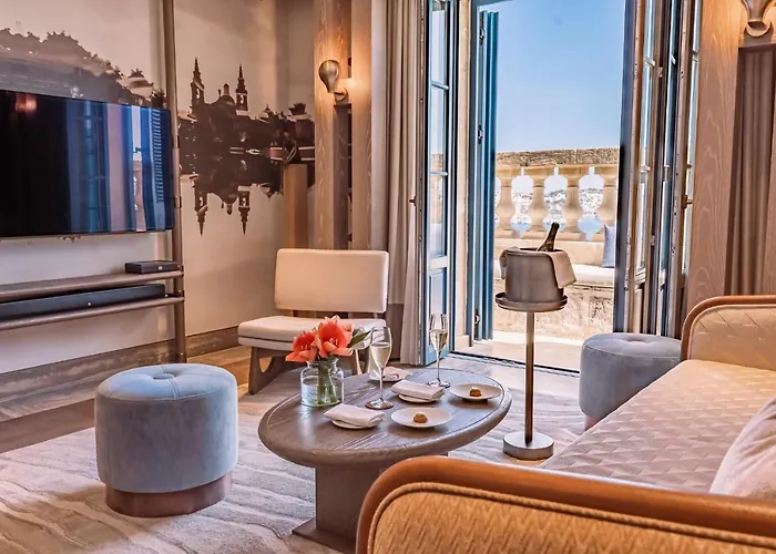 Iniala Harbour House Hotel