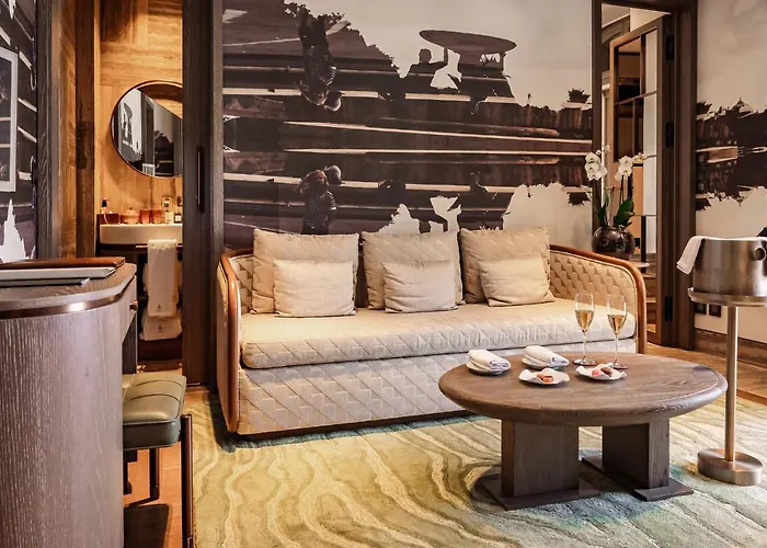 Iniala Harbour House