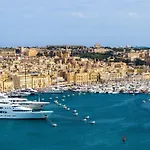 Iniala Valletta Hotel 5*