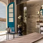 Hotel Iniala Valletta