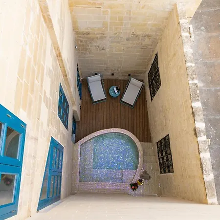 Iniala Harbour House