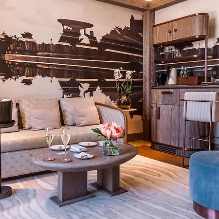 Iniala Harbour House Hotel 5*