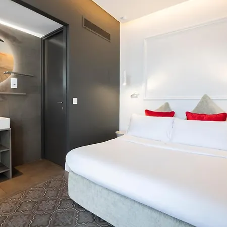 Iniala Harbour House