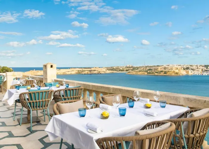 Hotel Iniala Harbour House