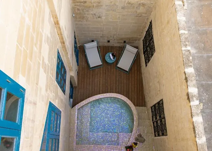 Iniala Harbour House