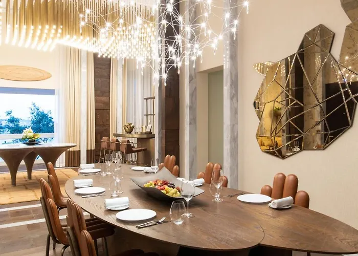 Iniala Harbour House Hotel 5*