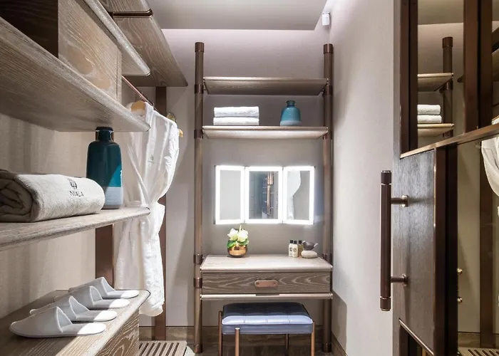 Otel Iniala Harbour House