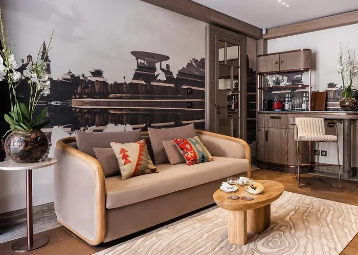 Iniala Harbour House 5*