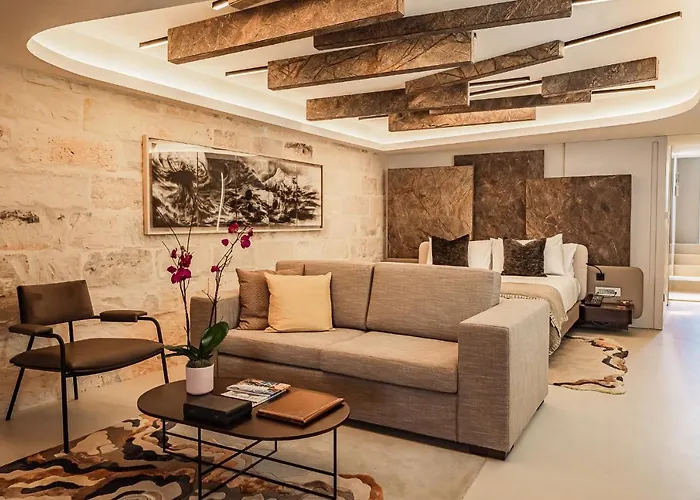 Otel Iniala Harbour House 5*