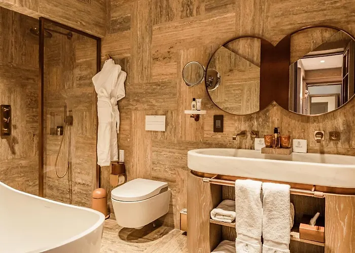 Iniala Harbour House